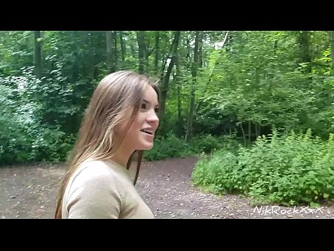 ❤️ Mi proponis al Evelina, ke ni fiku en publika loko! Ŝi diris jes. Tiam mi fikis ŝin en la azenon kaj kumis en ŝia buŝo. Tiam ŝi pisis sin. ️❌ Seksofilmeto ĉe ni ☑